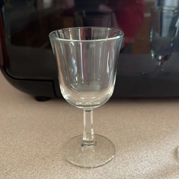 Shot glasses - Picture 2 of 3